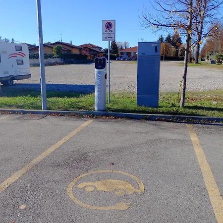 Casa Nicca Lägenhet Oleggio